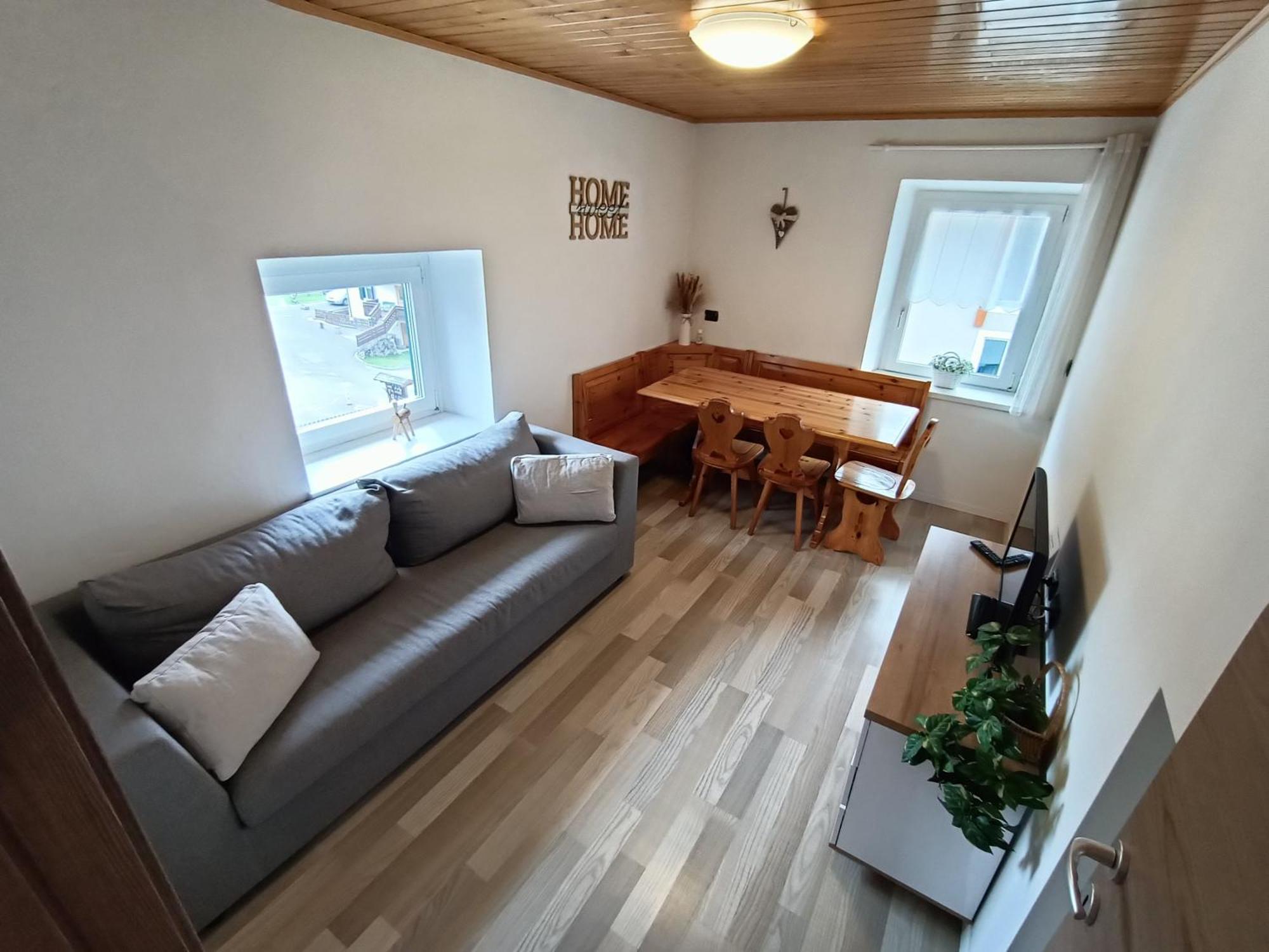 Casa Paola Lejlighed Pozza di Fassa Eksteriør billede