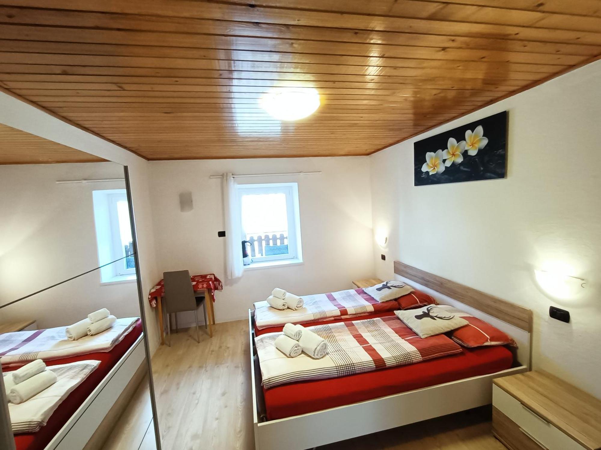 Casa Paola Lejlighed Pozza di Fassa Eksteriør billede
