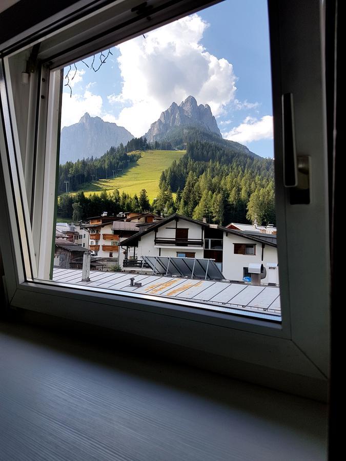 Casa Paola Lejlighed Pozza di Fassa Eksteriør billede